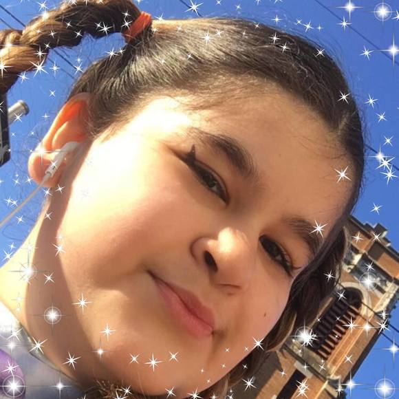 Meet your Posher, Jennifer - Picture 1 of 1